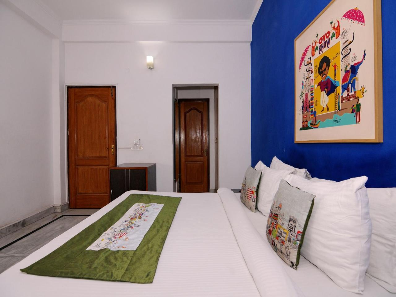 Oyo Flagship 592 Hauz Khas Village Neu-Delhi Exterior foto