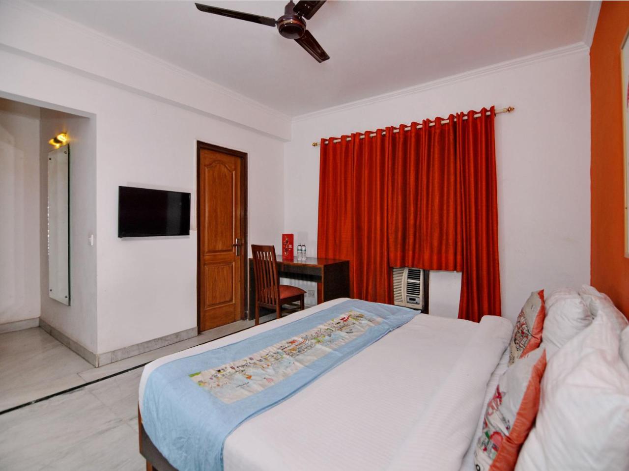 Oyo Flagship 592 Hauz Khas Village Neu-Delhi Exterior foto