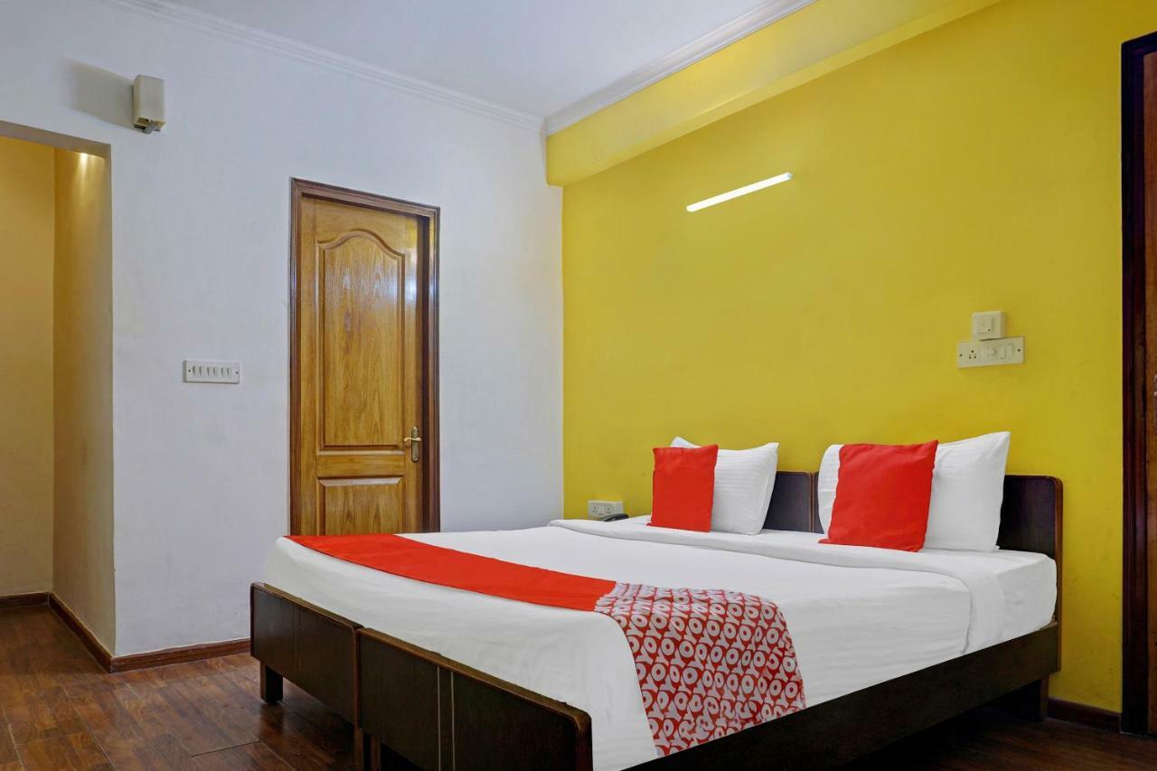 Oyo Flagship 592 Hauz Khas Village Neu-Delhi Exterior foto
