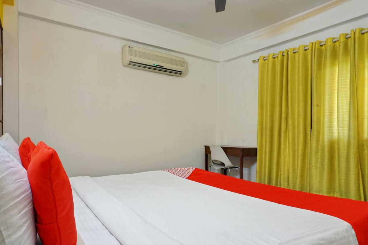 Oyo Flagship 592 Hauz Khas Village Neu-Delhi Exterior foto